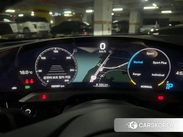 Porsche Taycan id 4231476 из Кореи 8