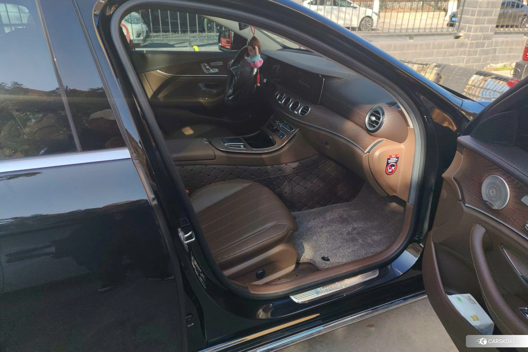Mercedes-Benz E-Class id 4510918 из Китая 14