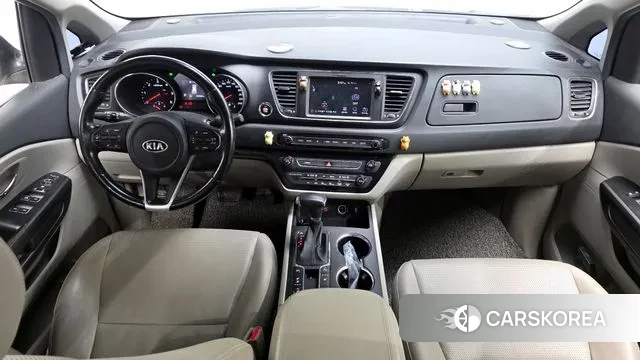 Kia The New Carnival id 3557931 из Кореи 17