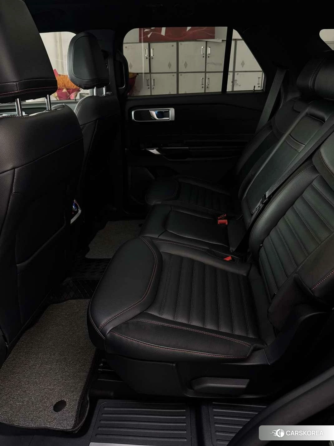 Ford Explorer id 4405771 из Китая 17