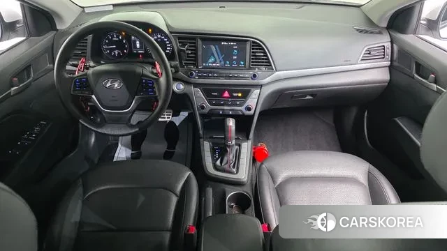 Hyundai Avante AD id 3641626 из Кореи 17