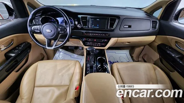 Kia The New Carnival id 2694120 из Кореи 17