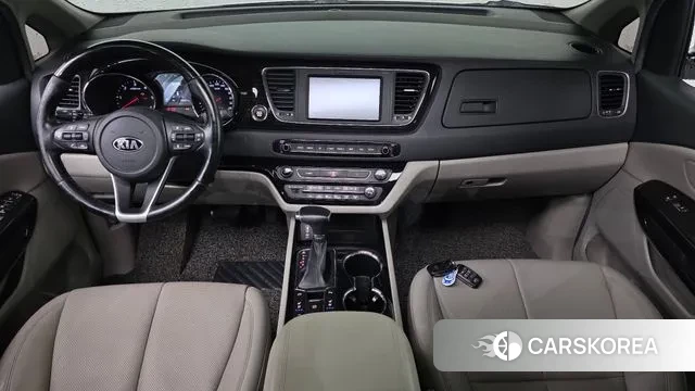 Kia The New Carnival id 3677537 из Кореи 17