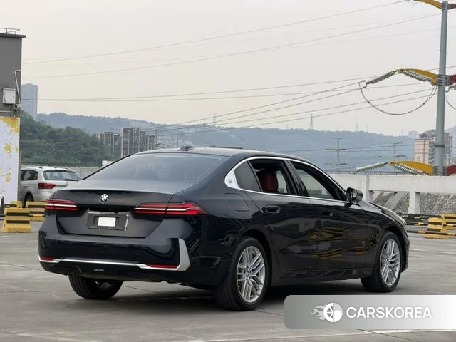 BMW 5 series id 4297412 из Китая 8