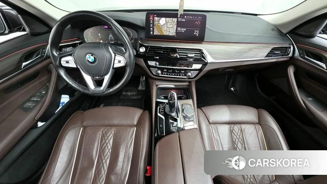 BMW 5 Series (G30) id 3828023 из Кореи 17