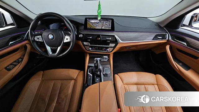 BMW 5 Series (G30) id 3885694 из Кореи 17