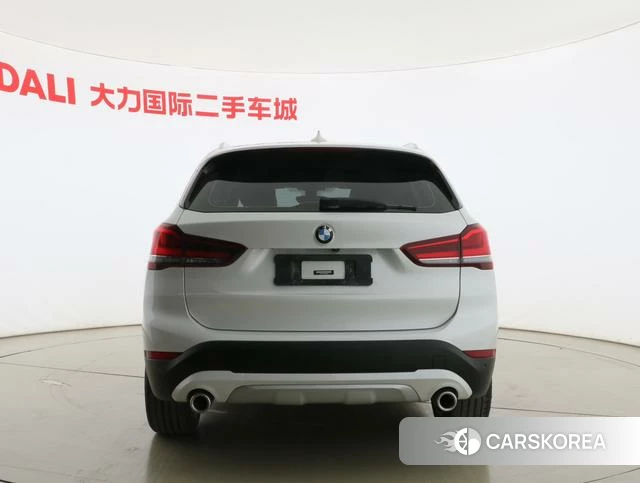 BMW X1 id 4263952 из Китая 13