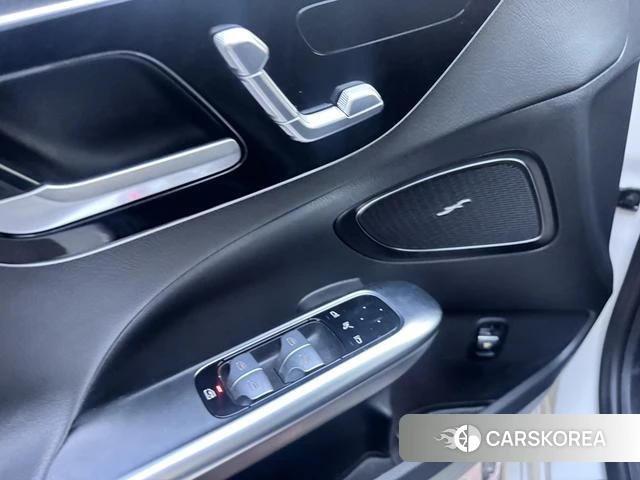 Mercedes-Benz Class C id 4259648 из Китая 10