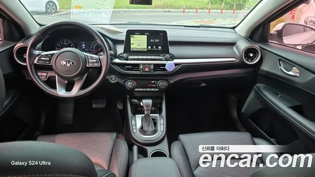 Kia Come New K3 id 2719577 из Кореи 17