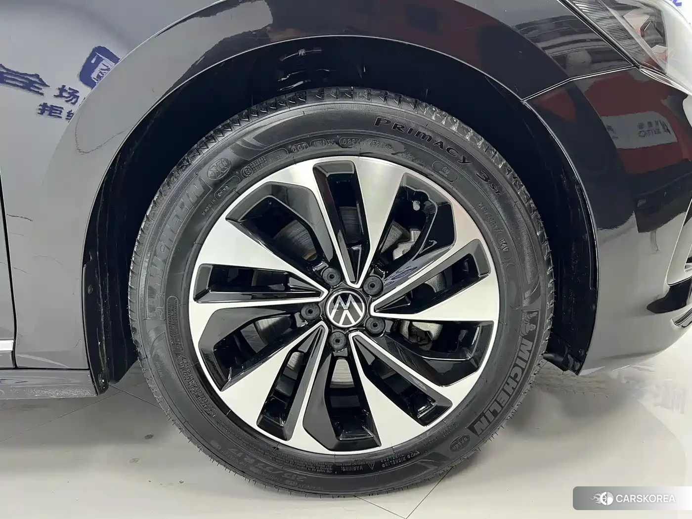 Volkswagen Passat id 4606972 из Китая 17