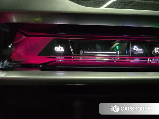 BMW 7 Series (G70) id 3002208 из Кореи 8