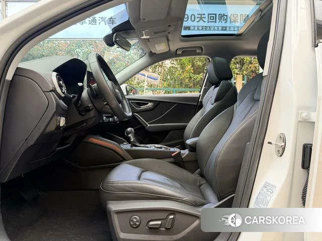 Audi Q2L id 4278675 из Китая 14