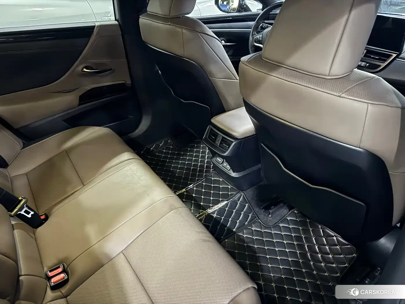 Lexus ES id 4570468 из Китая 14