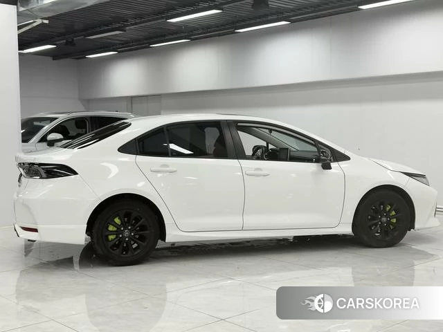 Toyota Corolla id 4205829 из Китая 16