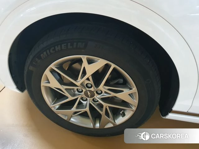 Genesis GV70 id 4202411 из Кореи 17