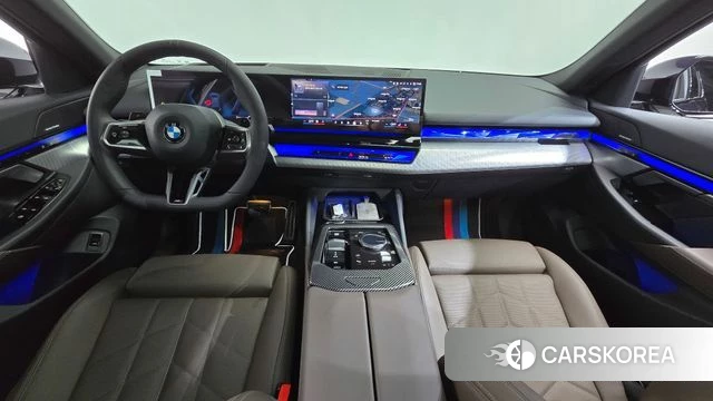 BMW 5 Series (G60) id 4729636 из Кореи 28