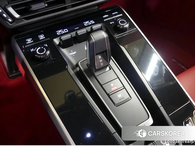 Porsche 911(992) id 4302713 из Кореи 17