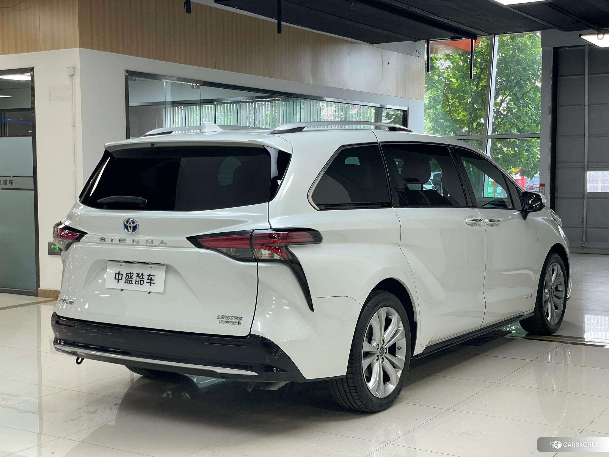 Toyota Saina id 4432190 из Китая 24