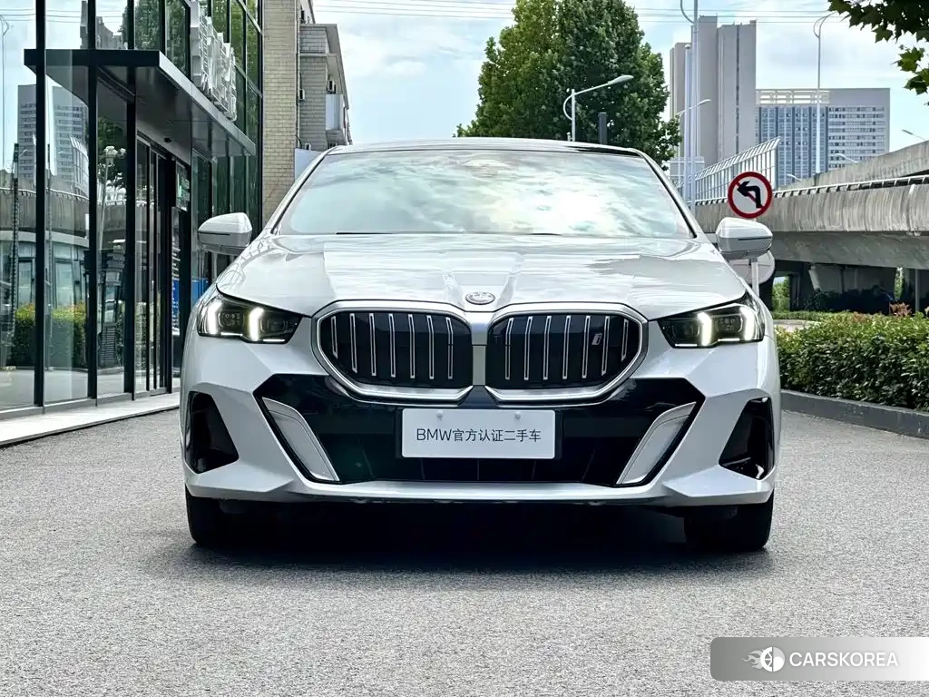 BMW i5 id 4599547 из Китая 11