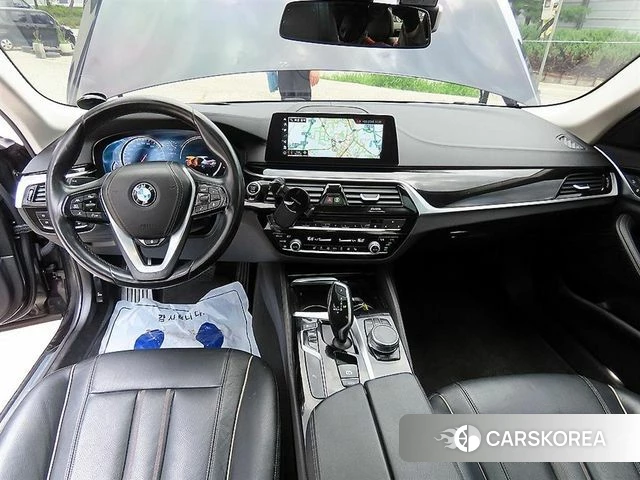 BMW 5 Series (G30) id 4596113 из Кореи 17