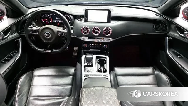 Kia Stinger id 3754719 из Кореи 17