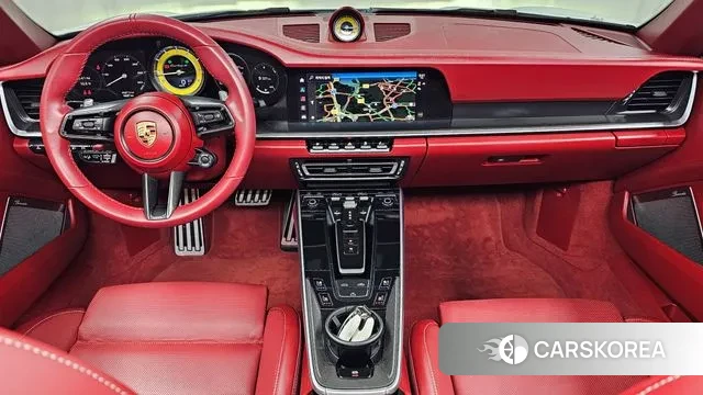 Porsche 911(992) id 3734299 из Кореи 17