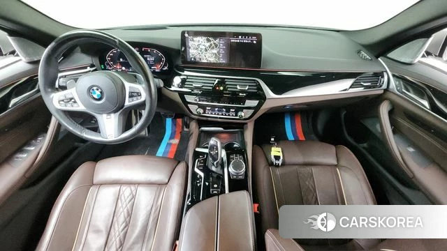 BMW 5 Series (G30) id 4518669 из Кореи 32