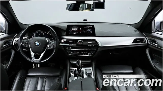 BMW 5 Series (G30) id 2913095 из Кореи 17