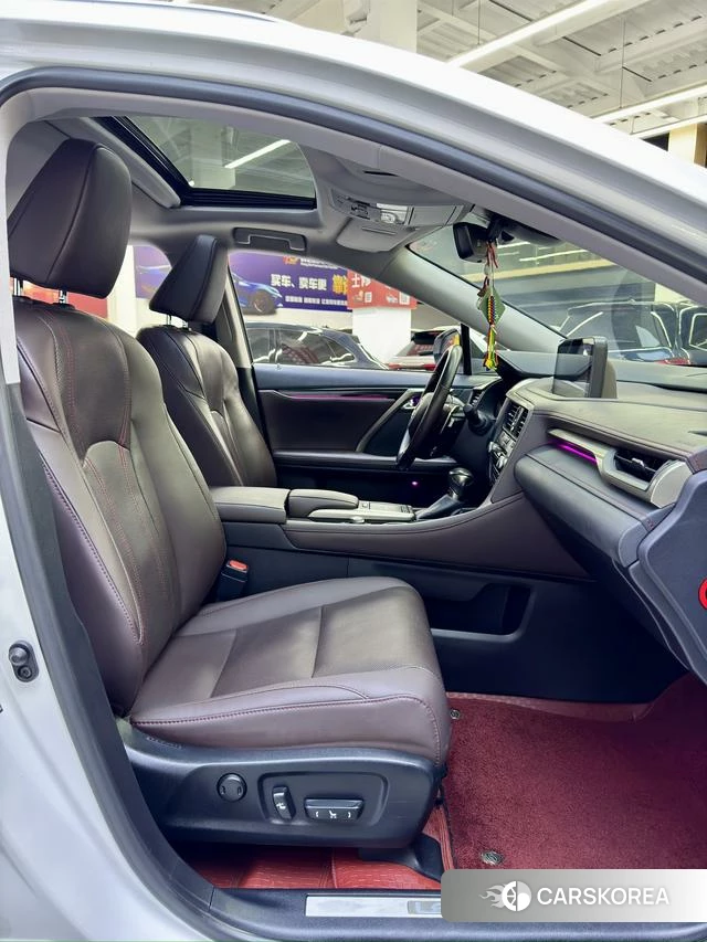 Lexus RX id 4260025 из Китая 11