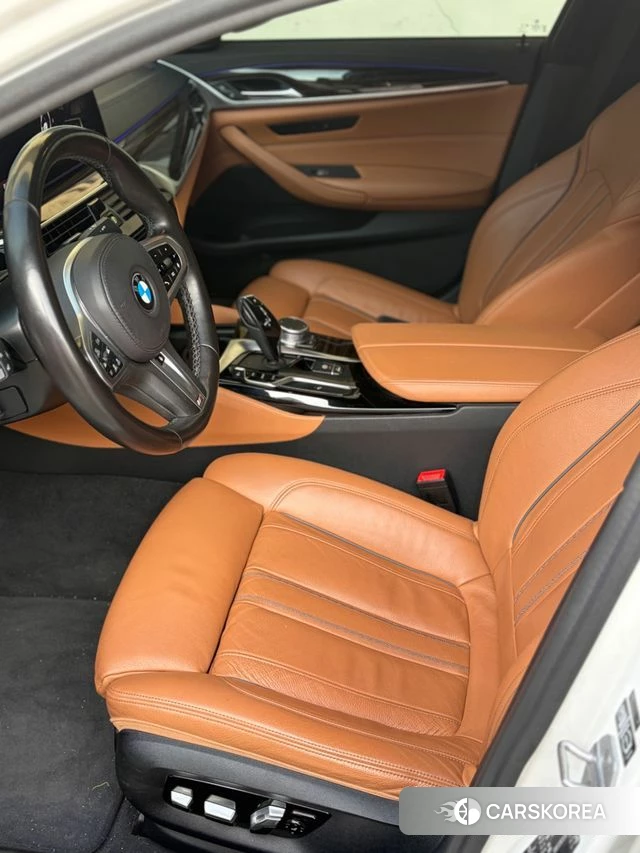 BMW 5 Series (G30) id 4423985 из Кореи 7
