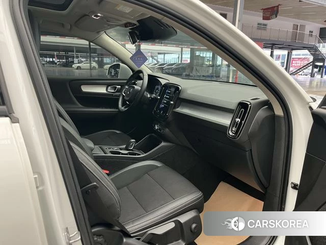 Volvo XC40 id 4213415 из Китая 12