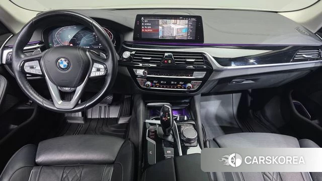 BMW 5 Series (G30) id 3861139 из Кореи 17