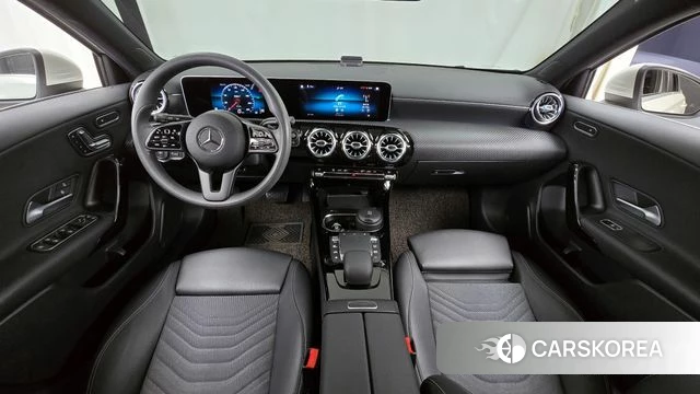 Mercedes-Benz A-Class W177 id 3965837 из Кореи 17