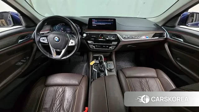 BMW 5 Series (G30) id 3631138 из Кореи 17