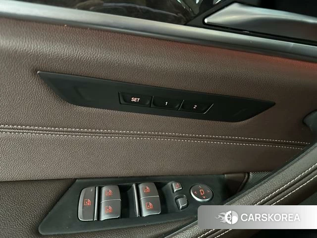BMW 5 series id 4238592 из Китая 7
