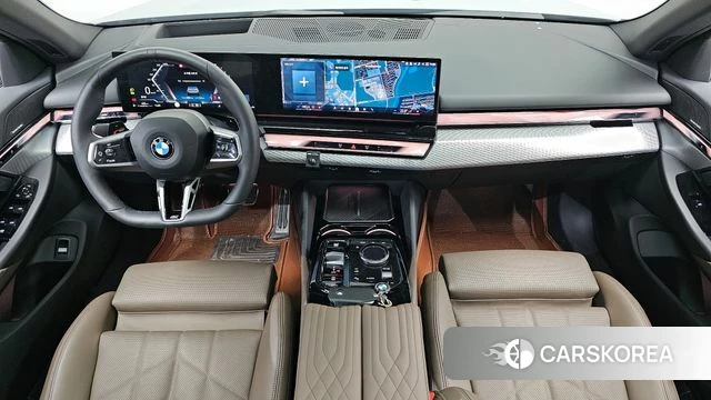 BMW 5 Series (G60) id 3831228 из Кореи 17