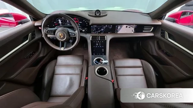 Porsche Taycan id 3681191 из Кореи 17