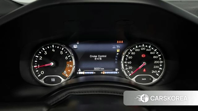 Jeep Renegade id 3892668 из Кореи 17