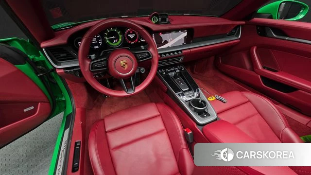 Porsche 911(992) id 4604081 из Кореи 17