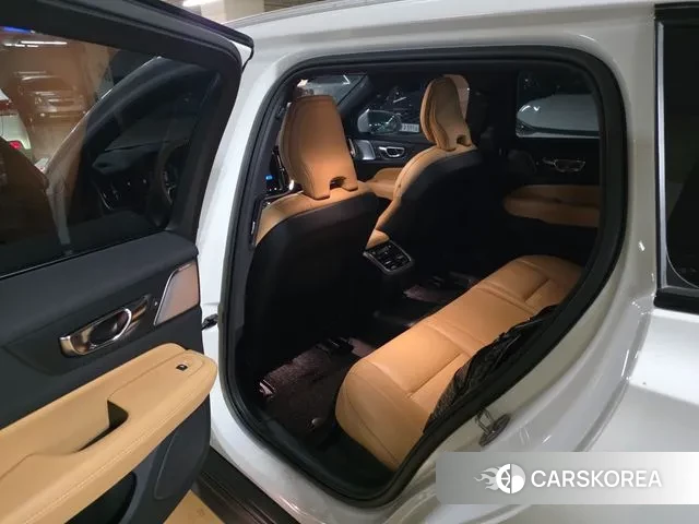 Volvo V60 Cross-Country 2nd Generation id 3680241 из Кореи 9