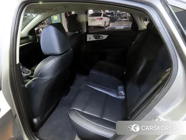 Kia Come New K3 id 3336047 из Кореи 15