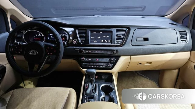 Kia The New Carnival id 4356842 из Кореи 17
