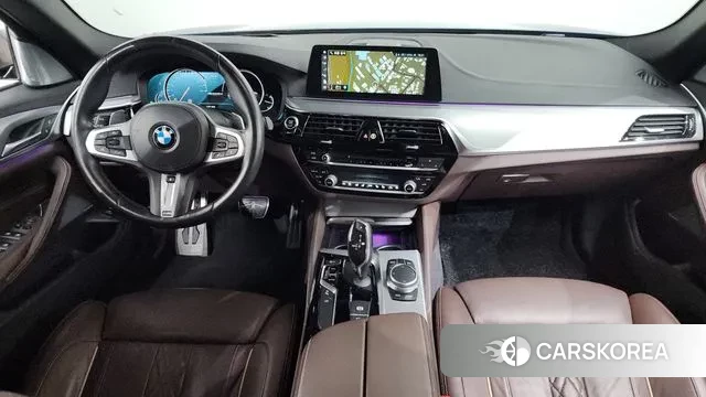 BMW 5 Series (G30) id 3558069 из Кореи 17