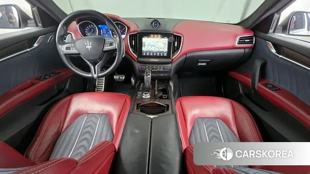 Maserati Ghibli id 3018383 из Кореи 17