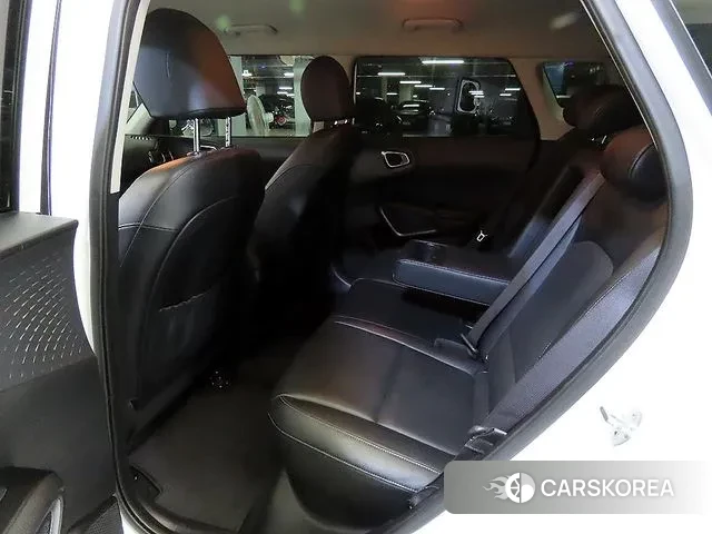 Kia Soul Booster EV id 3766382 из Кореи 17