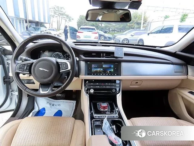 Jaguar XF (X260) id 3319780 из Кореи 17