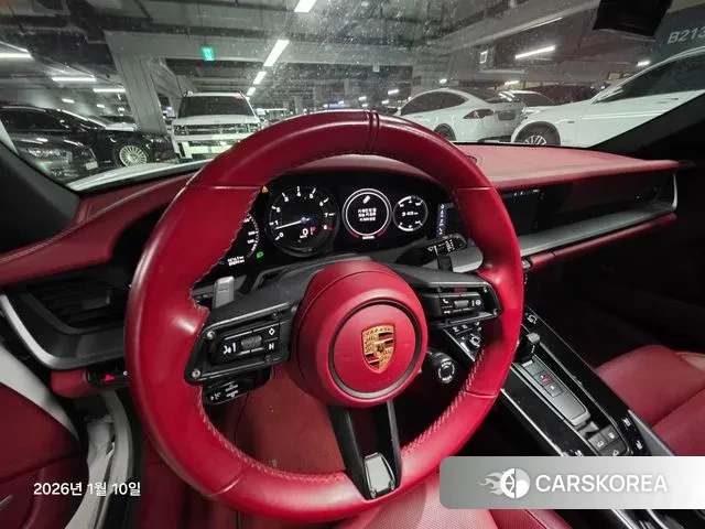 Porsche 911(992) id 3570743 из Кореи 14