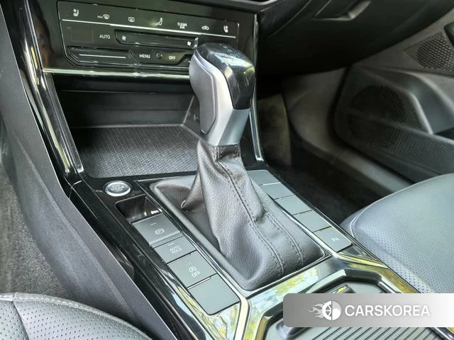 Volkswagen Passat id 4264976 из Китая 10