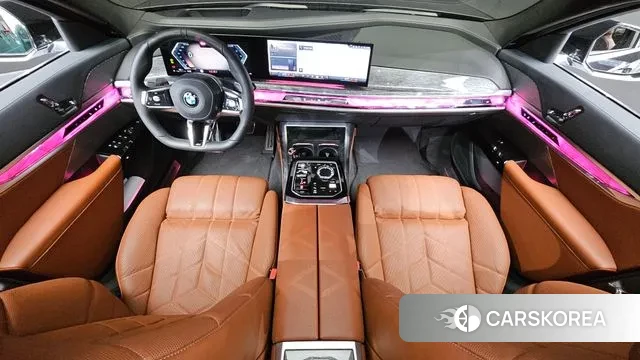 BMW 7 Series (G70) id 3758066 из Кореи 17