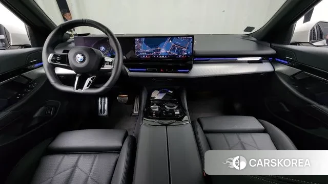 BMW 5 Series (G60) id 3477537 из Кореи 17